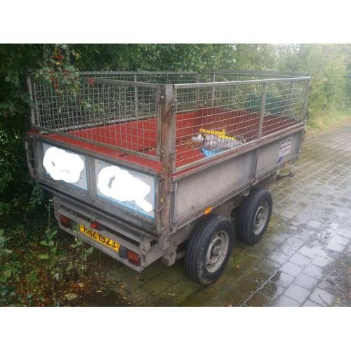 Ifor Williams electric tipping trailor, with steel floor and new Battery.