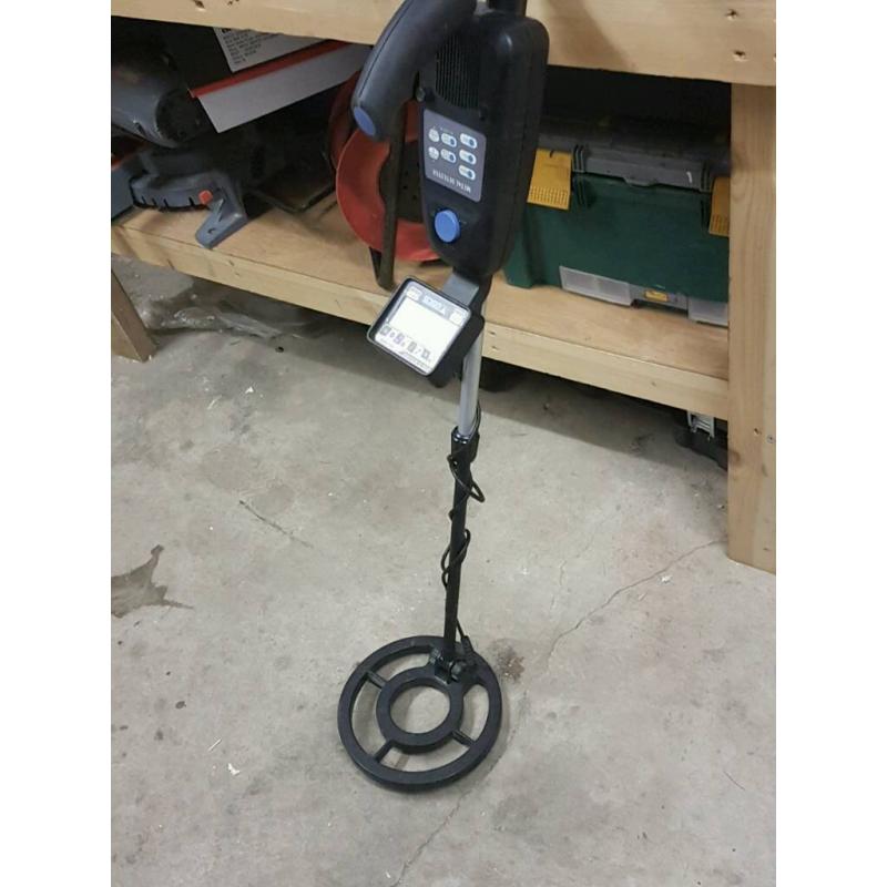 Metal detector