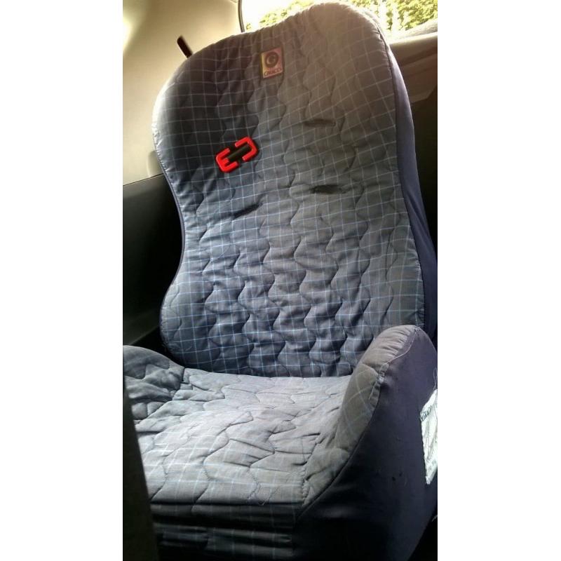 Car booster seat with backrest (Graco) 4 years + Lightweight & portable