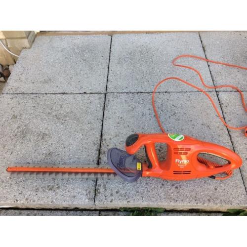 Flymo Easicut 450 hedge trimmer