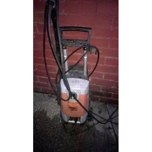 pressure washer stihl re118 good and full working