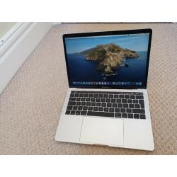 MacBook Pro 13 Touch Bar 2017 512GB SSD 8GB RAM