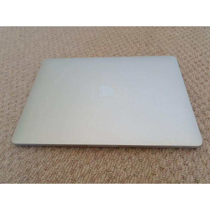 MacBook Pro 13 Touch Bar 2017 512GB SSD 8GB RAM
