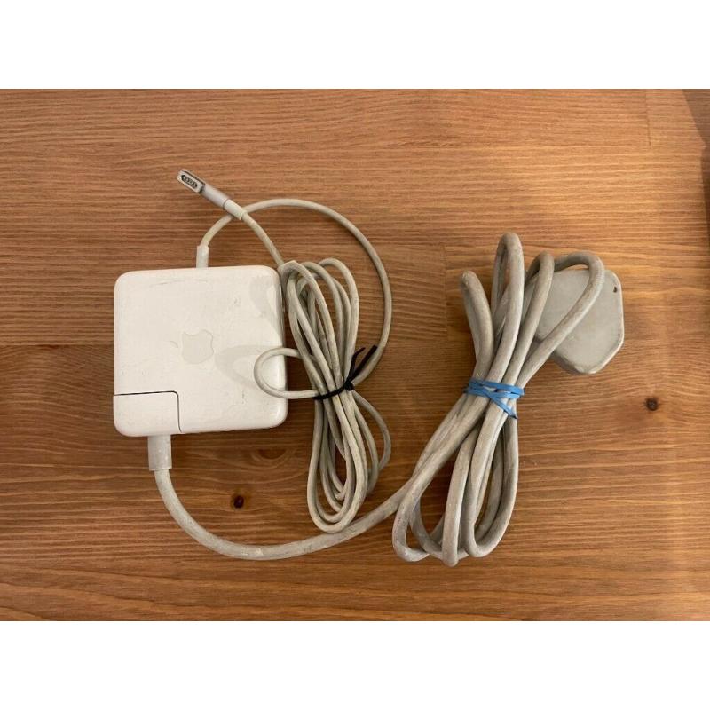 Apple MacBook Pro MID-2012 13.3 Inches Core I5 2.5GHz 4GB RAM 500GB