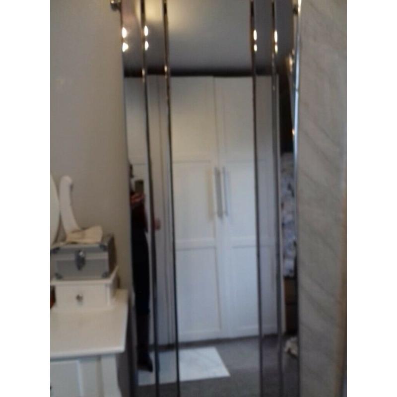 Tall Mirror Radiator