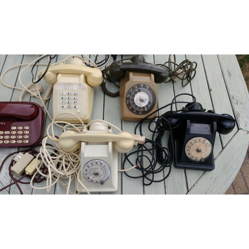 Job lot 7 French vintage telephones