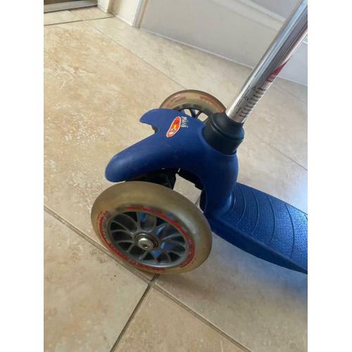 Mini micro scooter