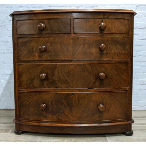 Victorian Walnut Bow Fronted Chest Of Drawers (DELIVERY AVAILABLE)