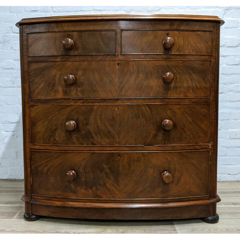 Victorian Walnut Bow Fronted Chest Of Drawers (DELIVERY AVAILABLE)