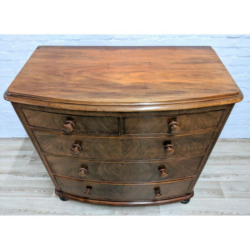 Victorian Walnut Bow Fronted Chest Of Drawers (DELIVERY AVAILABLE)