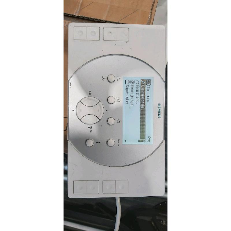 Siemens QAX913 Synco Living Central Apartment Unit
