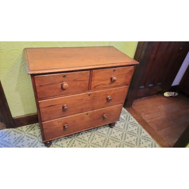 Victorian Oak Chest Of Drawers Circa 1890.