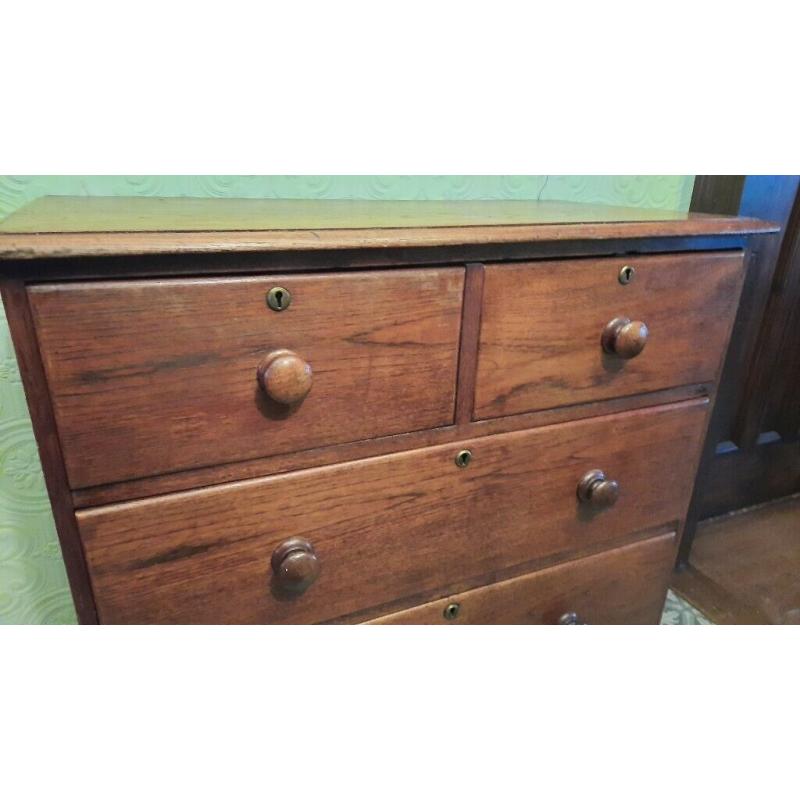 Victorian Oak Chest Of Drawers Circa 1890.