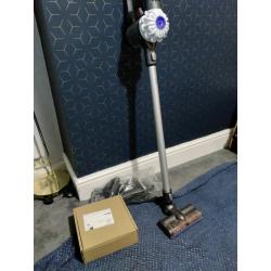 Dyson V6 flexi with extra brand new roller head