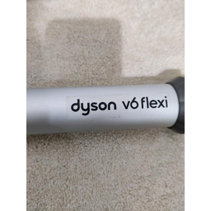 Dyson V6 flexi with extra brand new roller head