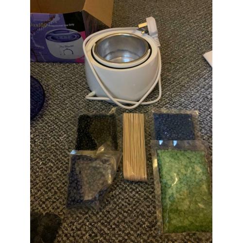 Waxing Pot with extras