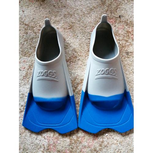 Swimming fins