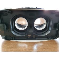 Samsung Gear VR - powered by oculus