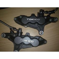 gsxr srad 750 600 pair front tokico L&R calipers 90mm spacing on mount holes