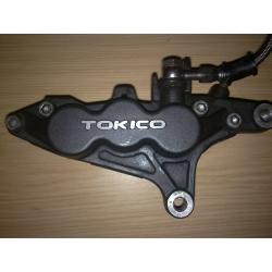 gsxr srad 750 600 pair front tokico L&R calipers 90mm spacing on mount holes