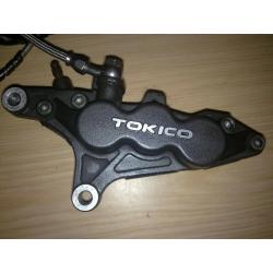 gsxr srad 750 600 pair front tokico L&R calipers 90mm spacing on mount holes
