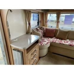 2012 BAILEY RETREAT WILLOW 4 berth Fixed island bed
