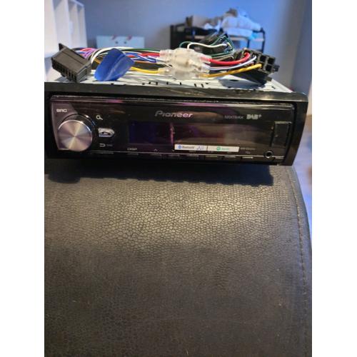 Dab car radio
