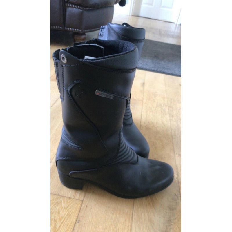 Forma Ladies Ruby Waterproof Motorcycle / Motorbike Boots UK size 4