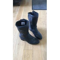 Forma Ladies Ruby Waterproof Motorcycle / Motorbike Boots UK size 4