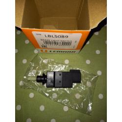 Mercedes c class w203 brake light switch