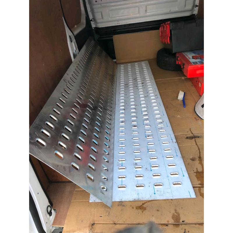 4x Aluminium Sheet Tread Chequer Kick Plate 2. 5m x 0.65m rocovery bo