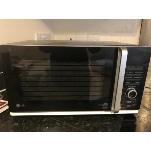 LG Microwave oven
