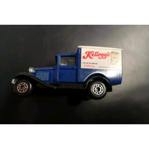 Vintage cars/trucks x 4