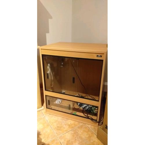 WOODEN VIVARIUM FOR SALE