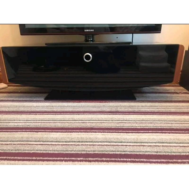 TV Unit