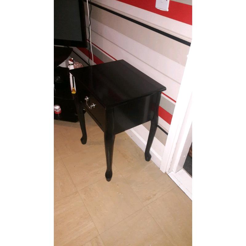 2 x Elysee black side lamp tables/bedside cabinets