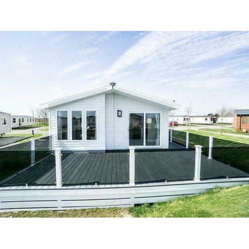Lodge For Sale In Skegness With Full Wrap Decking CALL DEVAN ON 07495701402