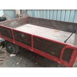 5.5ft x8.5ft tipping trailer