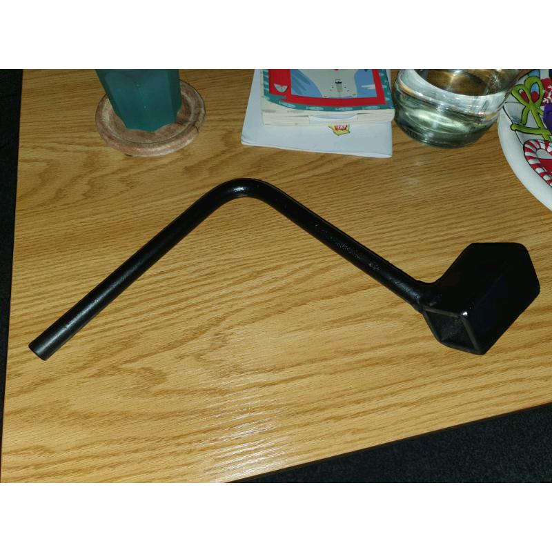 Shrouded Lock Windlass key