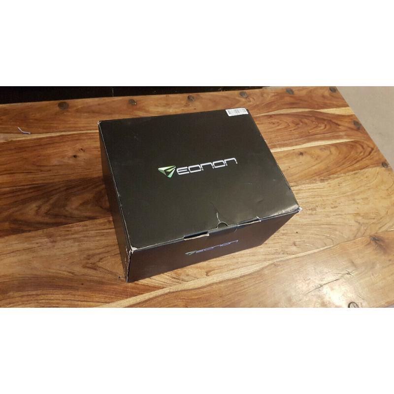 Eonon GA9645B Touchscreen Head Unit for BMW 3 series E90-93 (brand new and boxed, crack in screen)