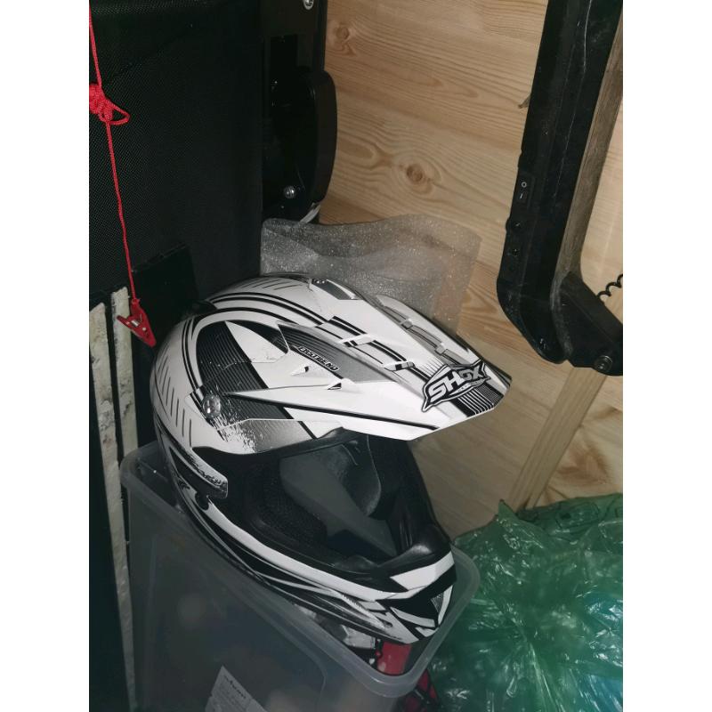Motorcycle helmet size medium