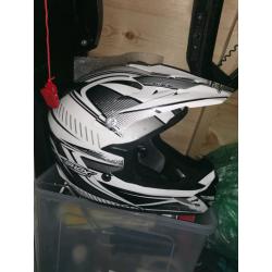 Motorcycle helmet size medium