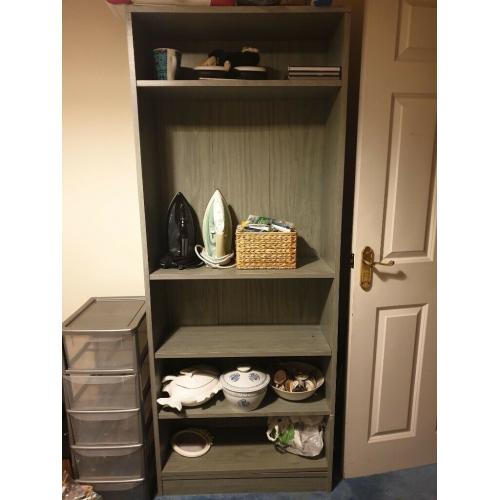 Green Shelf/ Bookcase Shelving Unit.