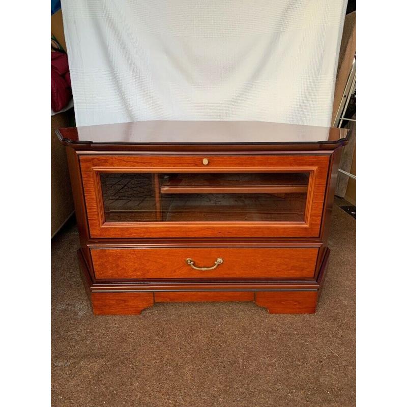 John E Coyle Cherry Corner TV Unit