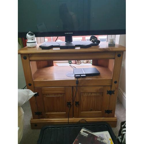 Tv Cabinet