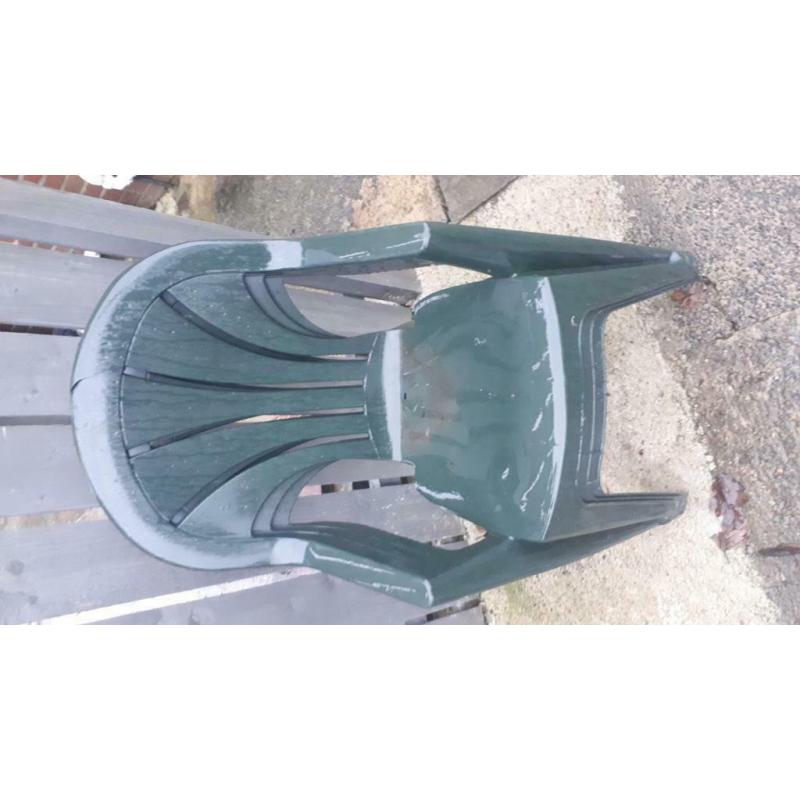 3 plastic garden chairs free collect from Whitley bay