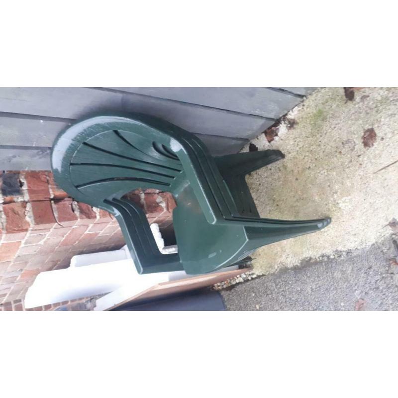 3 plastic garden chairs free collect from Whitley bay