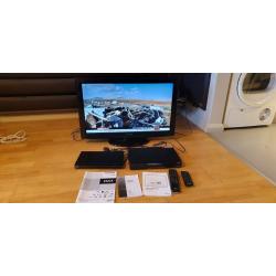 SPARES OR REPAIRS PANASONIC 32 INCH LCD ( NOT SMART ) + WORKING DVD AND HUMAX RECORDER