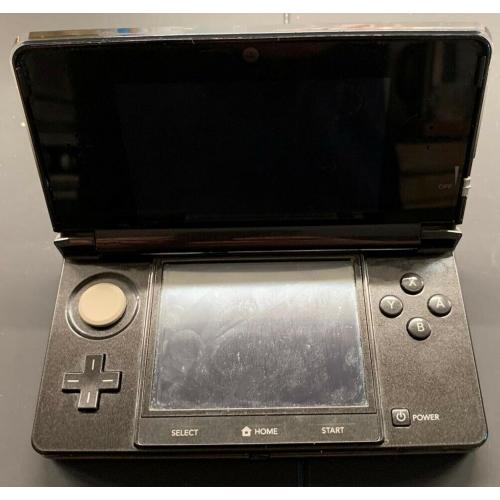 Nintendo 3DS, good condition comes with ac adapter and 2 GB SD card.