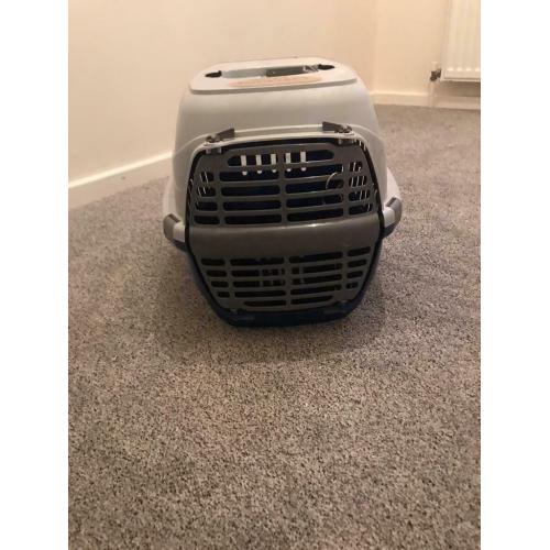 Pet carrier